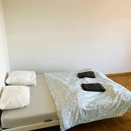 Huge Apartments, Multiple Bedrooms With Balcony In Center - Self Checkin Appartement Lucerne