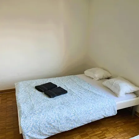Apartment Huge Apartments, Multiple Bedrooms With Balcony In Center Lucerne
